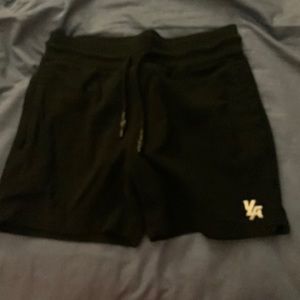 YOUNGLA black 5.5 in quad shorts